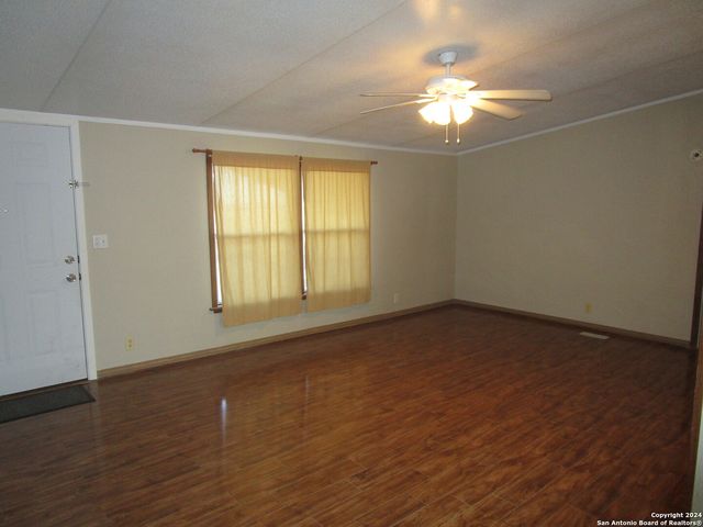 145 COUNTY ROAD 5635, Castroville, TX 78009
