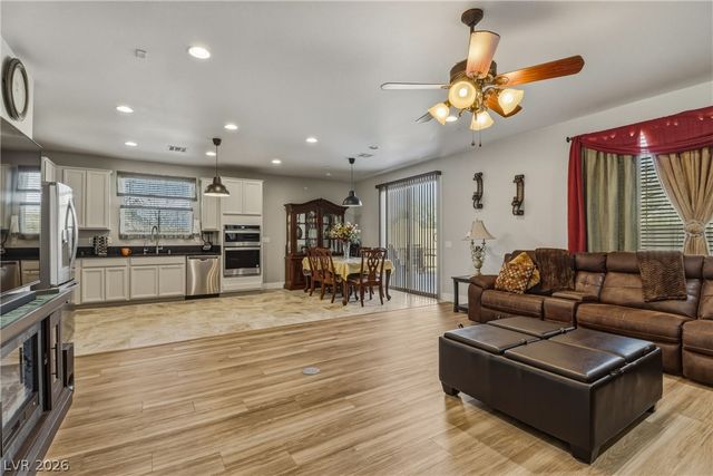 230 Pivot Avenue, North Las Vegas, NV 89031