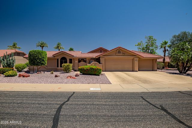 13742 W SUMMERSTAR Drive, Sun City West, AZ 85375