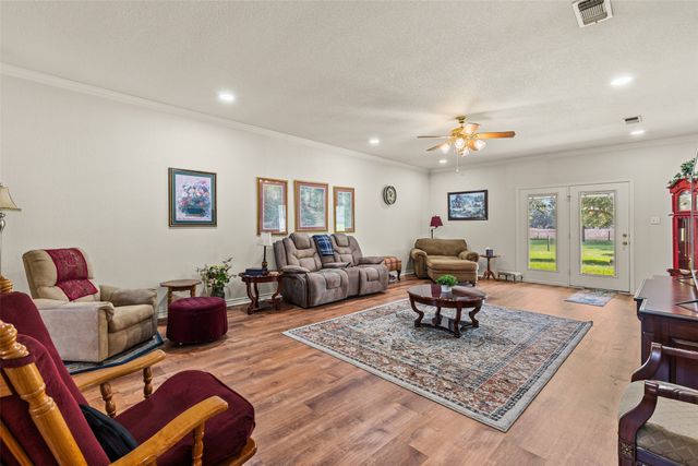 1419 Hinchliffe Road, Mexia, TX 76667