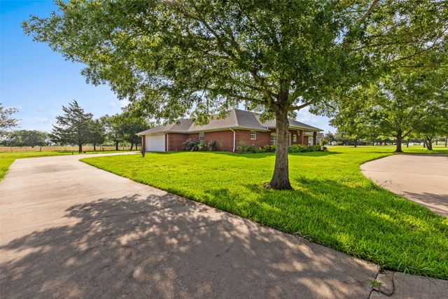 1419 Hinchliffe Road, Mexia, TX 76667