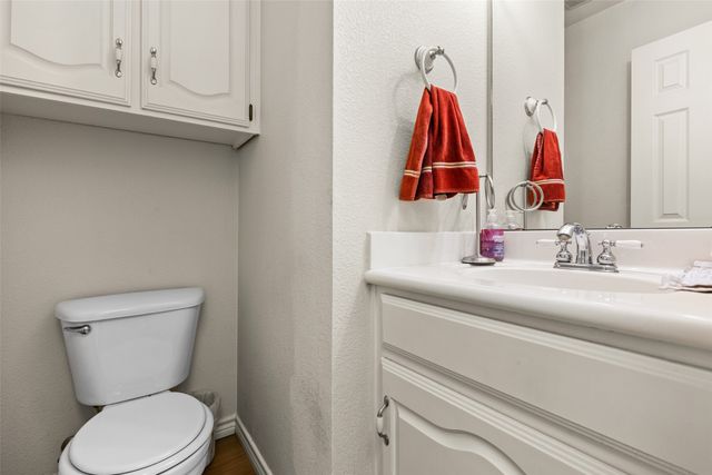 1419 Hinchliffe Road, Mexia, TX 76667