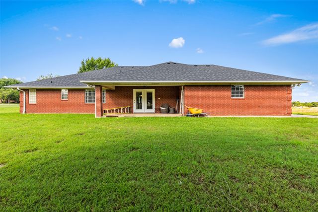 1419 Hinchliffe Road, Mexia, TX 76667