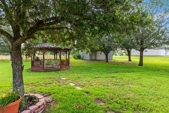 1419 Hinchliffe Road, Mexia, TX 76667