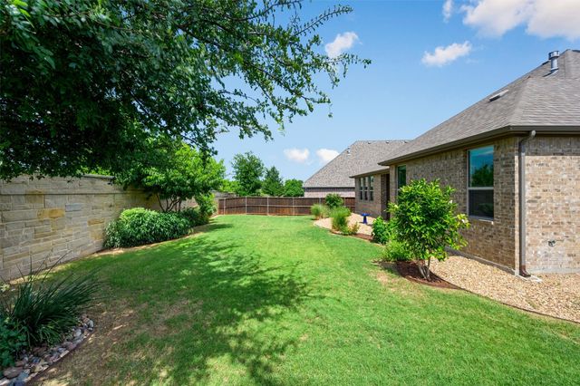 301 Green Valley Drive, Mckinney, TX 75071