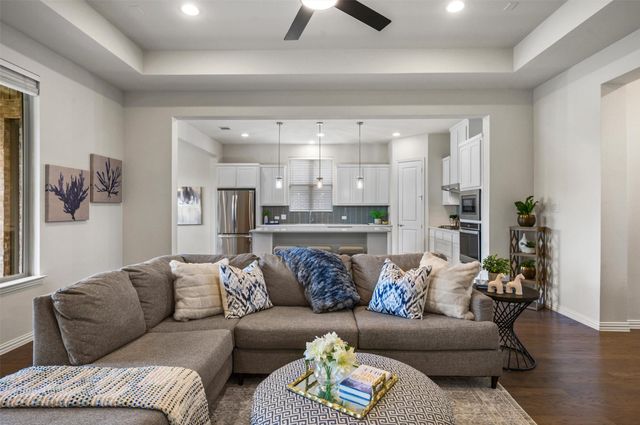 301 Green Valley Drive, Mckinney, TX 75071
