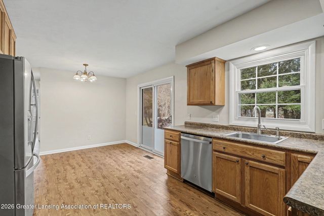 945 Southfield Drive, Williamston, MI 48895