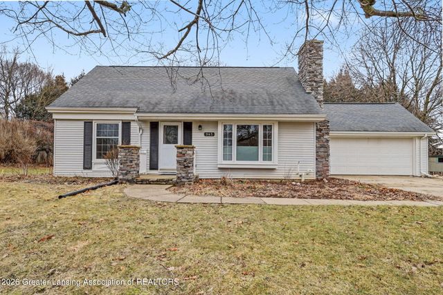945 Southfield Drive, Williamston, MI 48895