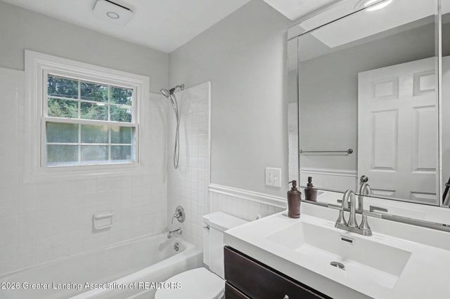 945 Southfield Drive, Williamston, MI 48895