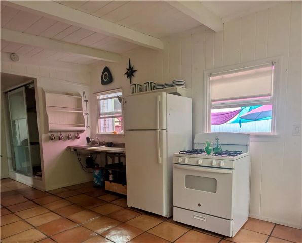 3771 Boise Avenue, Los Angeles, CA 90066