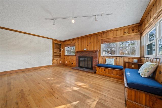 381 HOLMES CIR, Memphis, TN 38111