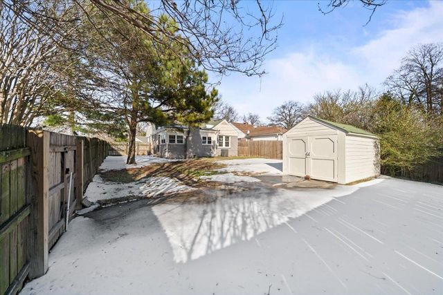 381 HOLMES CIR, Memphis, TN 38111