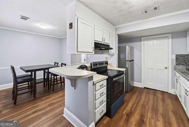 6094 Queen Anne Court, Norcross, GA 30093