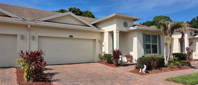 7426 Oakridge Place, Vero Beach, FL 32966