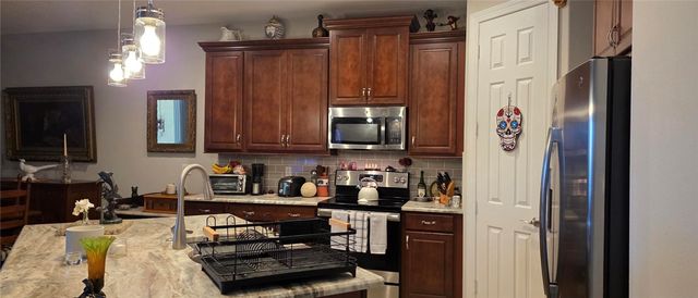 7426 Oakridge Place, Vero Beach, FL 32966