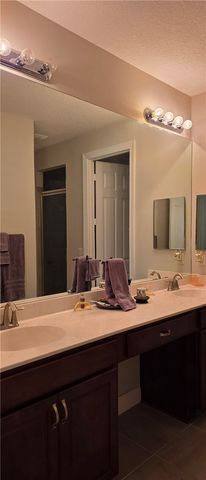 7426 Oakridge Place, Vero Beach, FL 32966
