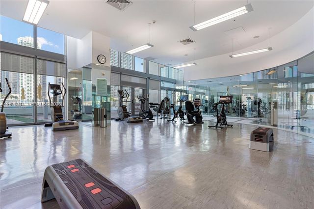 92 SW 3rd St 2510, Miami, FL 33130