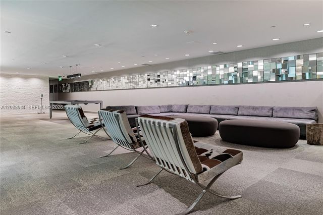 92 SW 3rd St 2510, Miami, FL 33130