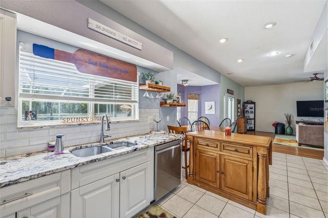 18924 FISHERMANS BEND DRIVE, Lutz, FL 33558