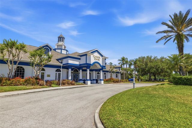 18924 FISHERMANS BEND DRIVE, Lutz, FL 33558