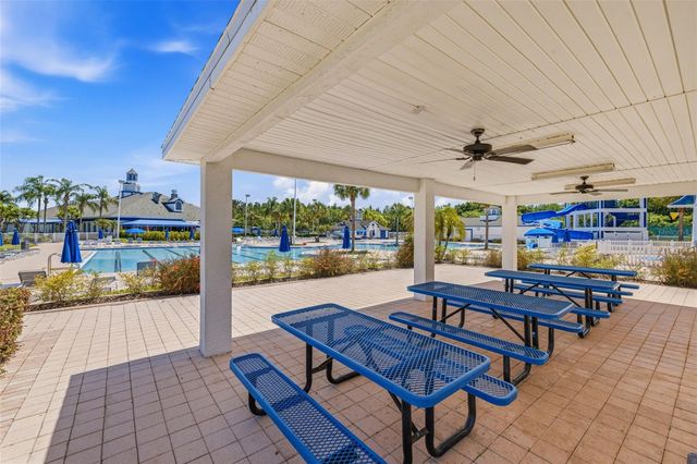 18924 FISHERMANS BEND DRIVE, Lutz, FL 33558