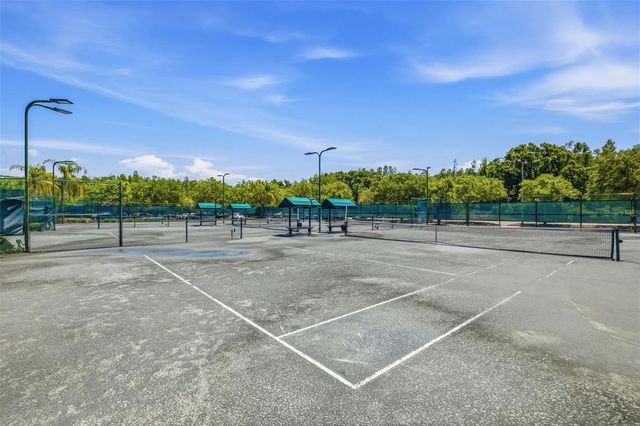 18924 FISHERMANS BEND DRIVE, Lutz, FL 33558