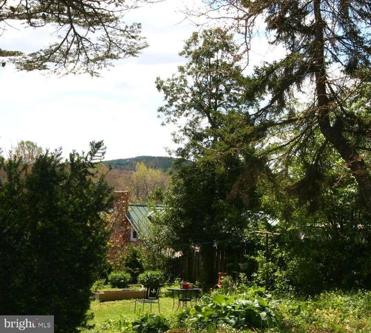 39 MAIN ST, Keedysville, MD 21756