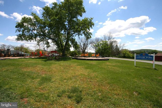 39 MAIN ST, Keedysville, MD 21756
