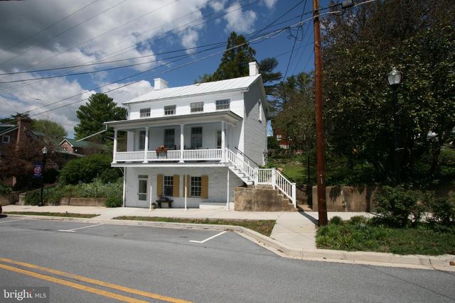 39 MAIN ST, Keedysville, MD 21756