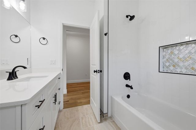 6710 SW 10TH LANE, Gainesville, FL 32607