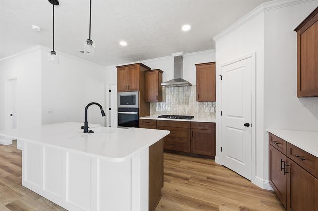 6710 SW 10TH LANE, Gainesville, FL 32607