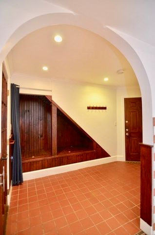 59 Clarendon St 1, Boston, MA 02116