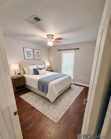 7903 Oakland Dr, Denham Springs, LA 70706