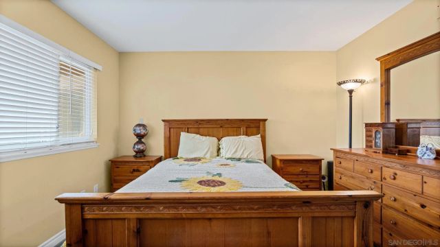 1026 La Reina, San Marcos, CA 92078