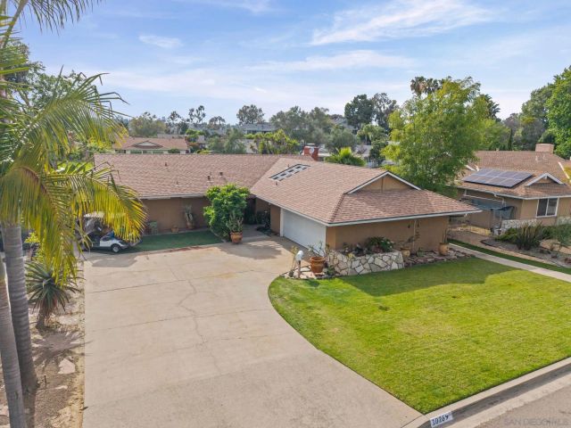 1026 La Reina, San Marcos, CA 92078