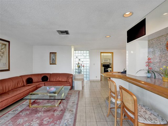 1900 S Ocean Dr 812, Fort Lauderdale, FL 33316