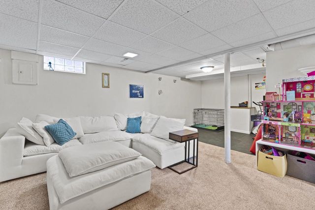 3527 N 99th STREET, Milwaukee, WI 53222