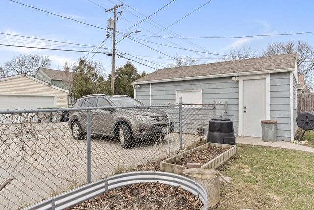 3527 N 99th STREET, Milwaukee, WI 53222