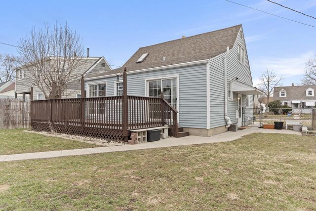 3527 N 99th STREET, Milwaukee, WI 53222