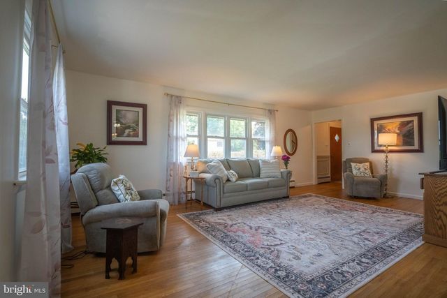 882 ALLENTOWN, Telford, PA 18969
