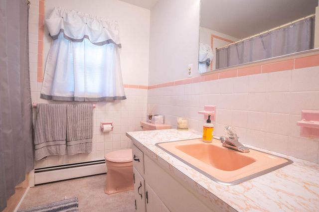 882 ALLENTOWN, Telford, PA 18969