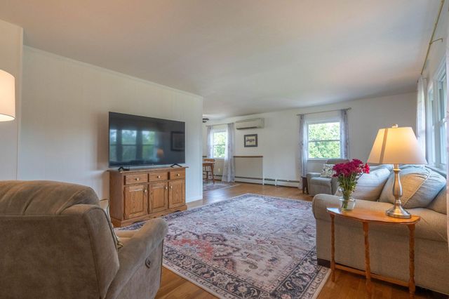882 ALLENTOWN, Telford, PA 18969