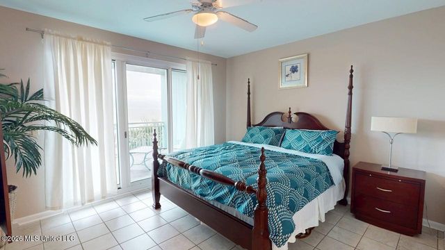 2230 Beach Drive, 301, Gulfport, MS 39507
