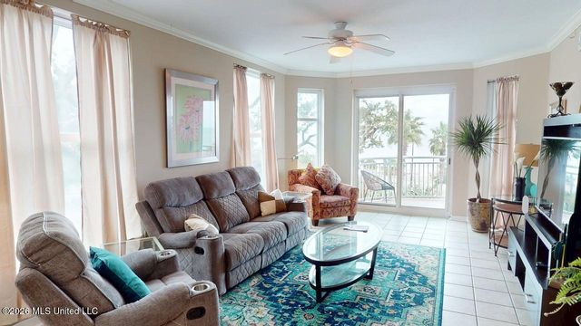 2230 Beach Drive, 301, Gulfport, MS 39507