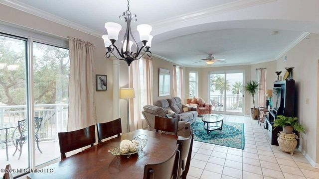 2230 Beach Drive, 301, Gulfport, MS 39507