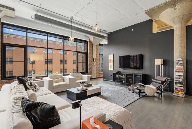 300 W Spring Street, 408, Columbus, OH 43215