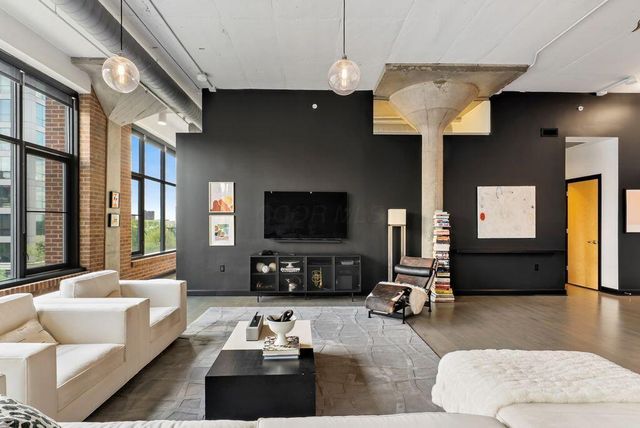 300 W Spring Street, 408, Columbus, OH 43215