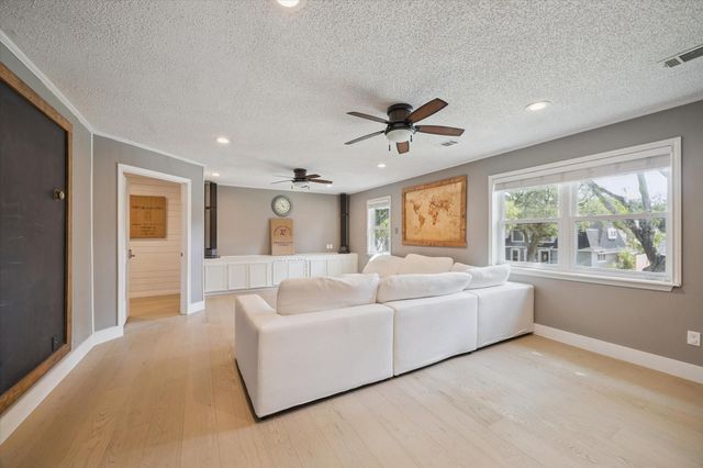 3007 Kevin Lane, Houston, TX 77043