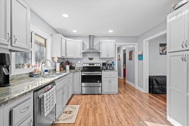 501 SE Buddy Drive, Dalton, GA 30721