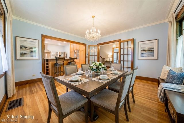 1327 Oakridge Drive, Cleveland Heights, OH 44121